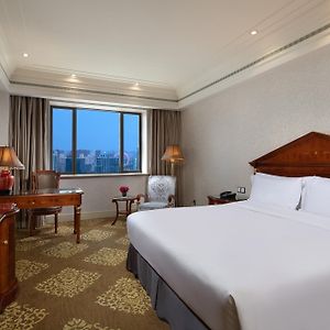 Luxury King Room